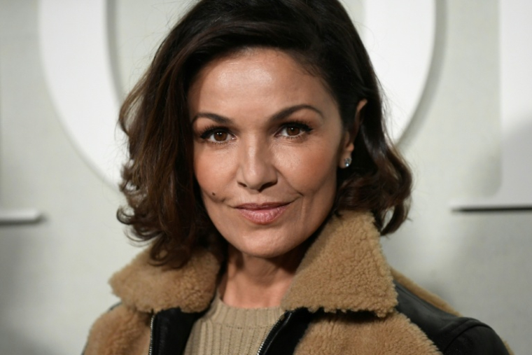 L'actrice Nadia Farès à son arrivée à un défilé Christian Dior à Paris, le 27 septembre 2022 ( AFP / JULIEN DE ROSA )