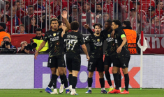 Deux buts d'avance pour le PSG à la mi-temps