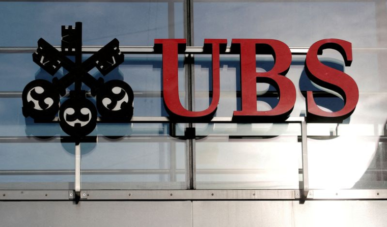 UBS ENREGISTRE UNE HAUSSE SURPRISE DE SON BÉNÉFICE AU PREMIER TRIMESTRE