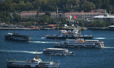 Des ferries sur le Bosphore à Istanbul, le 29 août 2025 en Turquie ( AFP / Ozan KOSE )