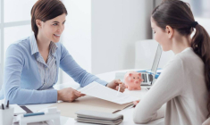 Assurances : contrats obligatoires et facultatifs, quels sont-ils ? / iStock.com - demaerre