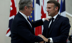 Sommet Starmer-Macron centré sur l'immigration et la défense