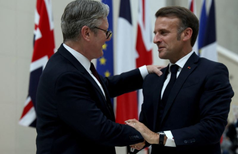 Sommet Starmer-Macron centré sur l'immigration et la défense