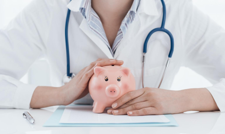 Les assureurs santé doivent vous avertir de la prochaine reconduction de votre contrat crédit photo : Stock-Asso/Shutterstock / Stock-Asso