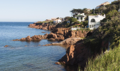 Découvrez le classement des destinations tendances sur Airbnb en France. crédit photo : Getty Images