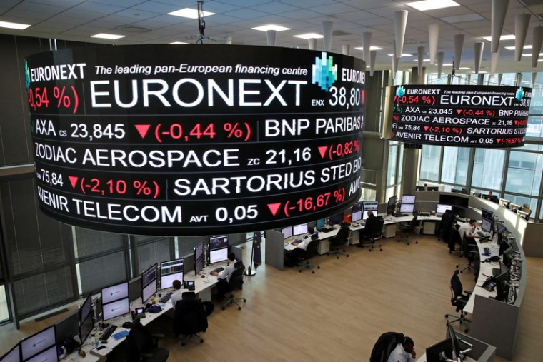 LES BOURSES EUROPÉENNES EN BAISSE À MI-SÉANCE