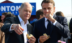 Le chancelier allemand Olaf Scholz et le président français Emmanuel Macron à Hambourg, en Allemagne