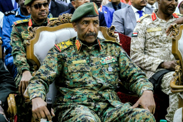 Le général Burhane à Port-Soudan, le 26 avril 2025 ( AFP / Ebrahim Hamid )