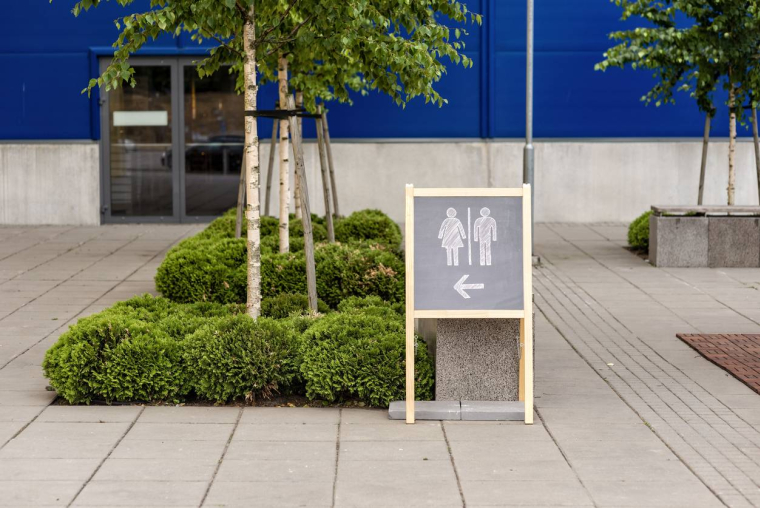 Des toilettes publiques en économie circulaire - iStock-Askolds