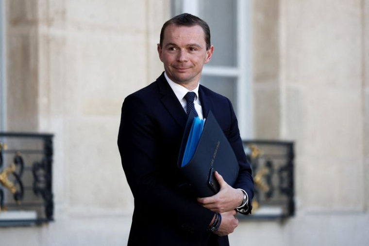 DUSSOPT VEUT PROLONGER LA RÉFORME DE L'ASSURANCE CHÔMAGE ET "ALLER PLUS LOIN"