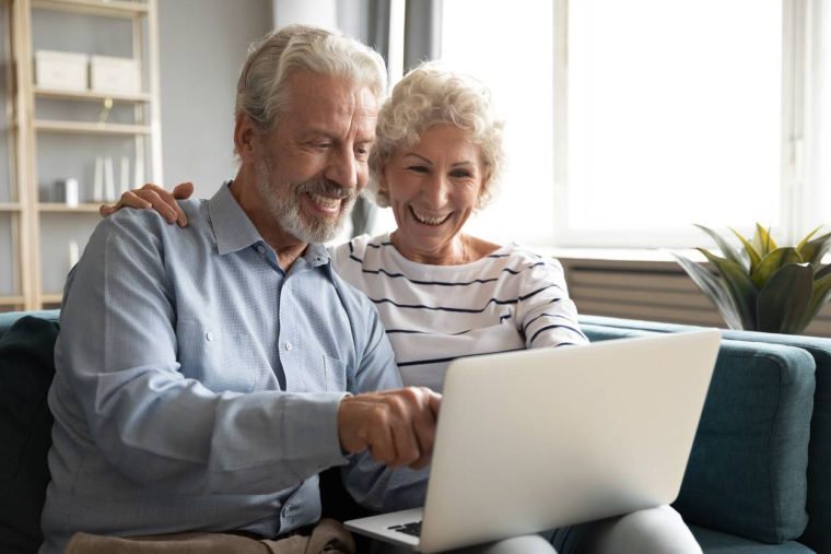 Le PER confirme sa réussite-iStock-fizkes