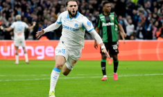 Amine Gouiri auteur d'un doublé pour l'OM face à Lens, le 24 janvier 2026 à Marseille ( AFP / Miguel MEDINA )