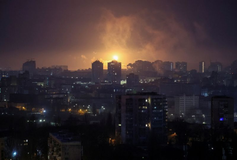 Conséquences d'une attaque de missile russe à Kyiv