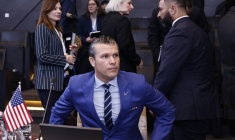 Pete Hegseth à Bruxelles, en Belgique, le 13 février 2025. ( AFP / SIMON WOHLFAHRT )