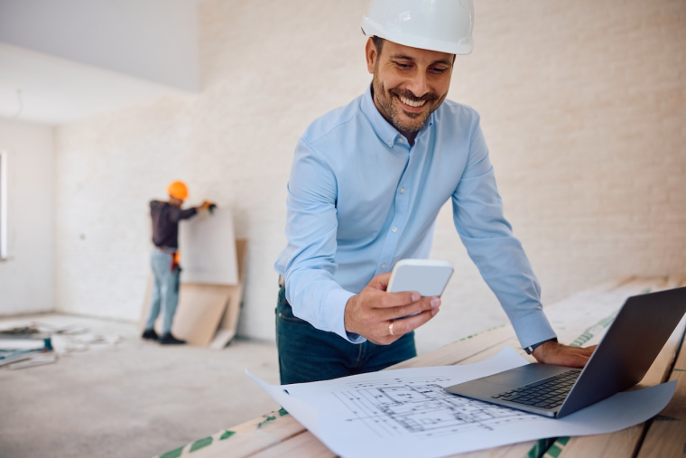 Devez-vous faire appel à un architecte pour certains travaux dans votre logement ? ( Crédits photo: © Drazen - stock.adobe.com)