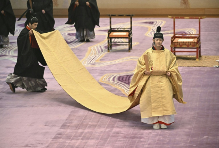 Le prince Hisahito du Japon (d) lors de sa cérémonie de passage à l'âge adulte, au palais impérial de Tokyo, le 6 septembre 2025 ( JAPAN POOL / JIJI PRESS / STR )