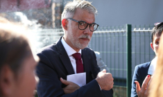 Olivier Faure, patron du PS et candidat à l'élection présidentielle, à Savigny-le-Temple, en Seine-et-marne, le 1er septembre 2026 ( AFP / SIMON WOHLFAHRT )