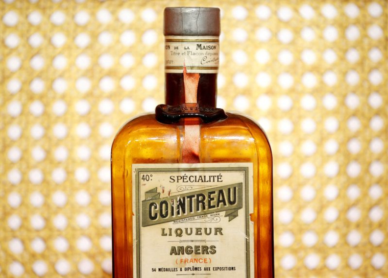 Une bouteille de Cointreau