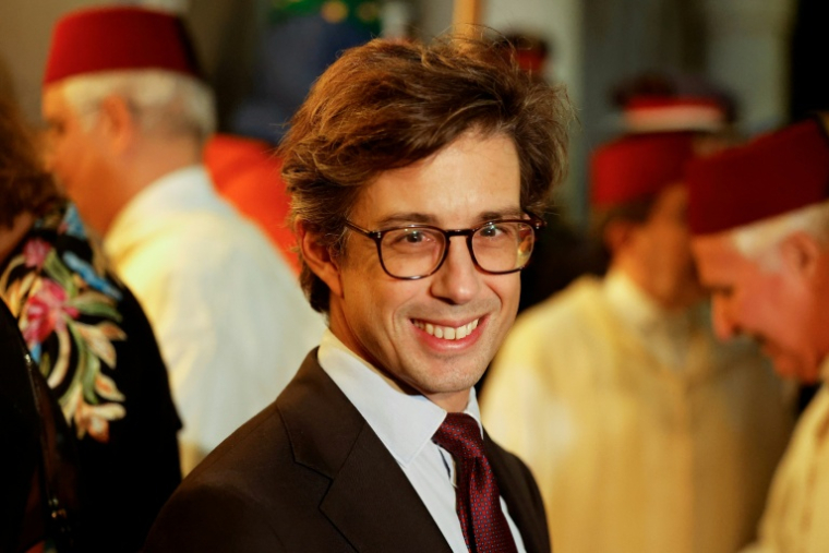 Le diplomate Luis Vassy arrive au Palais royal de Rabat le 29 octobre 2024 pour un dîner d'État, au Maroc ( AFP / Ludovic MARIN )