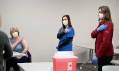 USA: AVIS CONSULTATIF ATTENDU JEUDI SUR LE VACCIN DE PFIZER CONTRE LE COVID-19