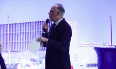 Etre président en 2027 serait "utile pour le Havre", dit Édouard Philippe