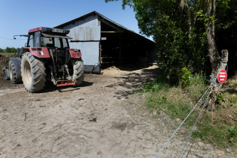 La ferme où travaillait Manon Relandeau à Saint-Etienne de Montluc le 21 avril 2026 ( AFP / Fred TANNEAU )