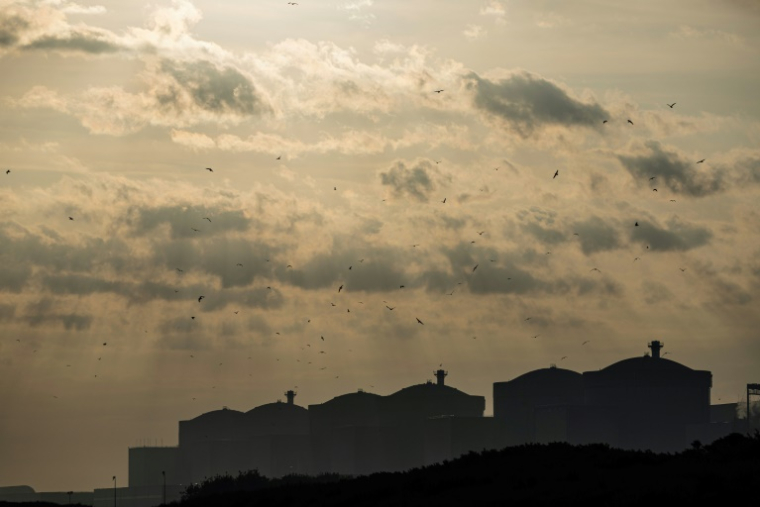 La centrale nucléaire de Gravelines, le 13 juin 2025 ( AFP / Sameer Al-DOUMY )