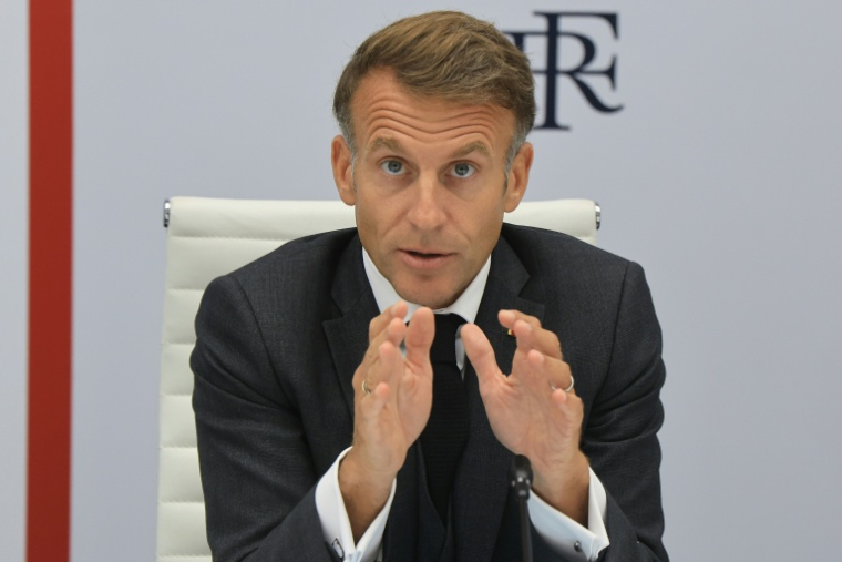Le président français Emmanuel Macron le 2 octobre 2026 à Paris ( POOL / Ludovic MARIN )