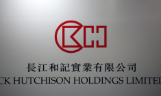Le logo de la société CK Hutchison Holdings lors d'une conférence de presse à Hong Kong