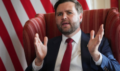 ( POOL / KIN CHEUNG )