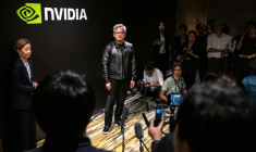 Le patron du groupe américain Nvidia Jensen Huang à Tokyo, le 16 juillet 2026 ( AFP / Philip FONG )