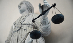 Le "summum" de l'horreur dans l'entourage d'une "revenante" jugée à Paris ( AFP / Damien MEYER )