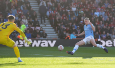 Erling Haaland va être absent des terrains pendant plusieurs semaines