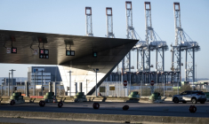 L'entrée du port du Havre, dans le nord de la France, le 30 octobre 2026, lors d'une grève de 24 heures des dockers ( AFP / Guillaume SALIGOT )