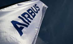 Airbus a livré 793 avions commerciaux en 2025, en hausse de 4 % sur un an, mais reste nettement en deçà de son niveau de 2019 ( AFP / Giuseppe CACACE )