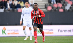 Guingamp s'offre le leader, le Red Star s'en sort avec un point