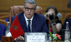Le Premier ministre marocain Aziz Akhannouch prononce un discours, à Rabat, le 16 juillet 2026 ( AFP / Abdel Majid BZIOUAT )