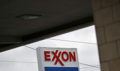 LES PDG D'EXXON ET CHEVRON ONT PARLÉ FUSION DÉBUT 2020, SELON DES SOURCES
