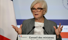 La ministre des Armées, Catherine Vautrin, lors d'une conférence de presse à l'issue du Conseil des ministres à l'Élysée, le 8 avril 2026 à Paris ( AFP / Ludovic MARIN )