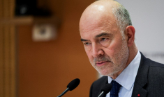 Pierre Moscovici, à Paris, le 19 février 2025 ( AFP / THIBAUD MORITZ )