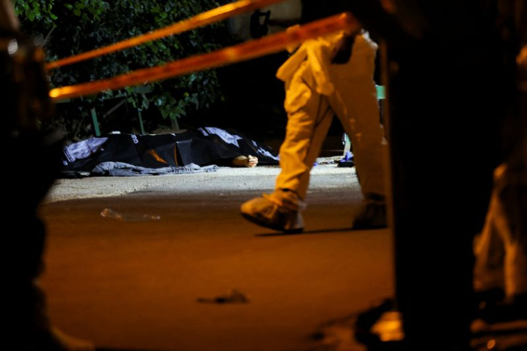 ISRAËL: CINQ PERSONNES TUÉES PAR UN HOMME ARMÉ PRÈS DE TEL AVIV