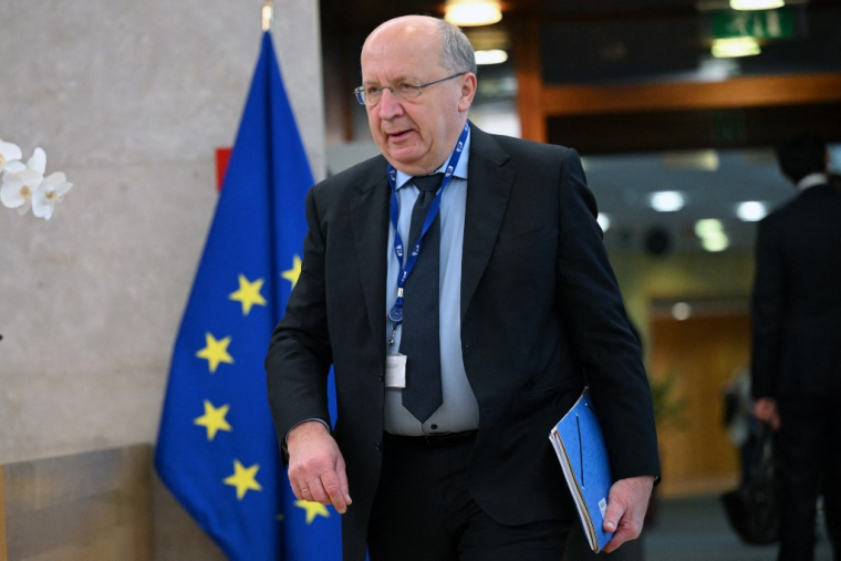 Andrius Kubilius à Bruxelles, en Belgique, le 6 mai 2026. ( AFP / NICOLAS TUCAT )