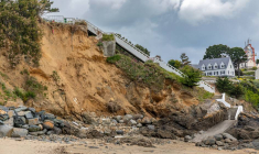 Le risque d'érosion côtière bientôt dans les annonces immobilières-iStock-thierry64