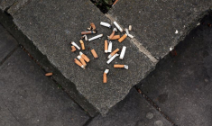 GRANDE-BRETAGNE: UNE ÉTUDE RECOMMANDE DE RELEVER L'ÂGE LÉGAL POUR ACHETER DU TABAC CHAQUE ANNÉE