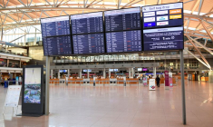 Vue générale d'un terminal de l'aéroport Helmut-Schmidt