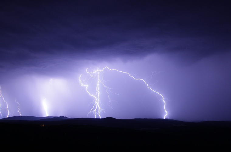 Les orages de grêle ont provoqué de nombreux dégâts en France. (illustration) (Oimheidi / Pixabay)
