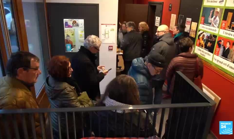 Polluants éternels : des citoyens en guerre contre les géants de l'industrie