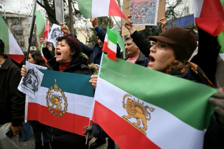 Manifestation contre le régime iranien à Yalova, en Turquie, le 16 janvier 2026 ( AFP / YASIN AKGUL )