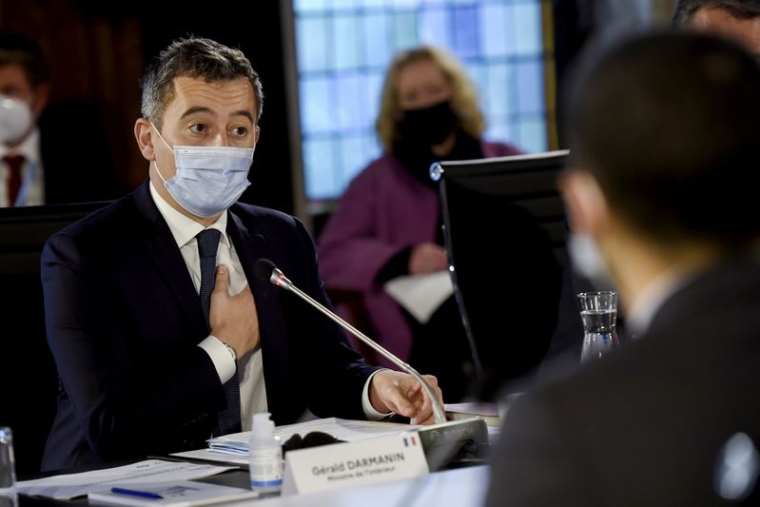 MIGRANTS: LES DISCUSSIONS AVEC LONDRES POURRONT REPRENDRE QUAND IL N'Y AURA PLUS DE "DOUBLE DISCOURS", DIT DARMANIN