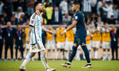 Mbappé et Messi : la course aux étoiles